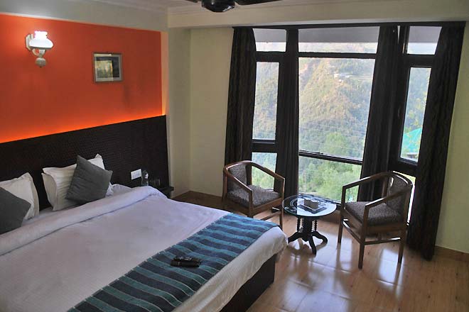 deluxe rooms in naddi dharamshala