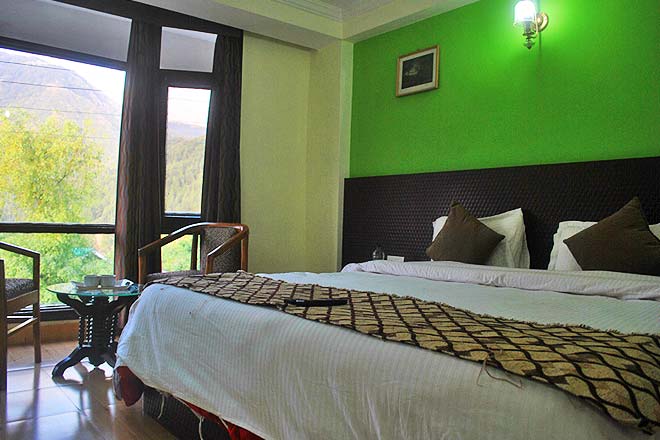 deluxe rooms in naddi dharamshala
