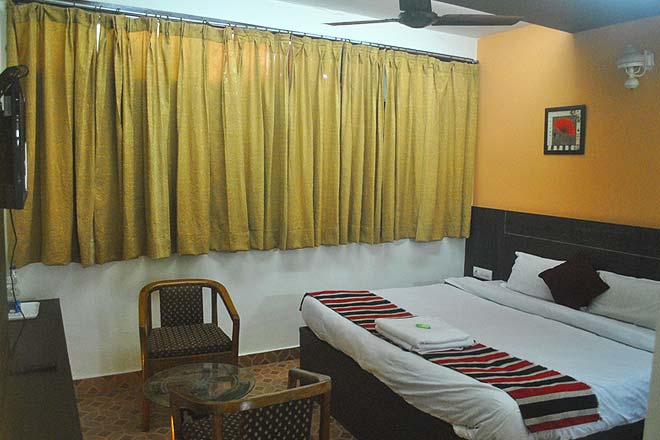 standard rooms in naddi dharamshala